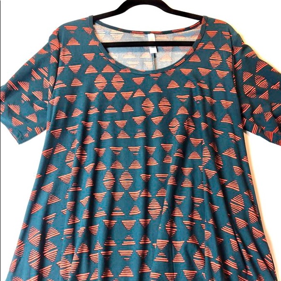 NWT Perfect T - Picture 2 of 3